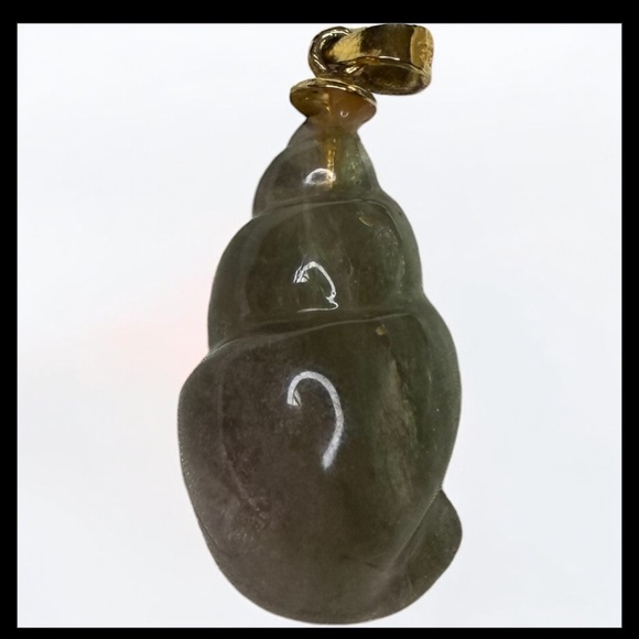 Jade snail 🐌 rare find 925  vintage only pendant for sale - Picture 1 of 7